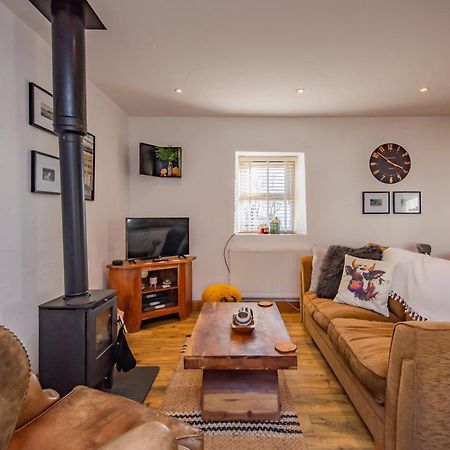 Cosy Farm Conversion In The Heart Of Pembrokeshire Maenclochog Ngoại thất bức ảnh